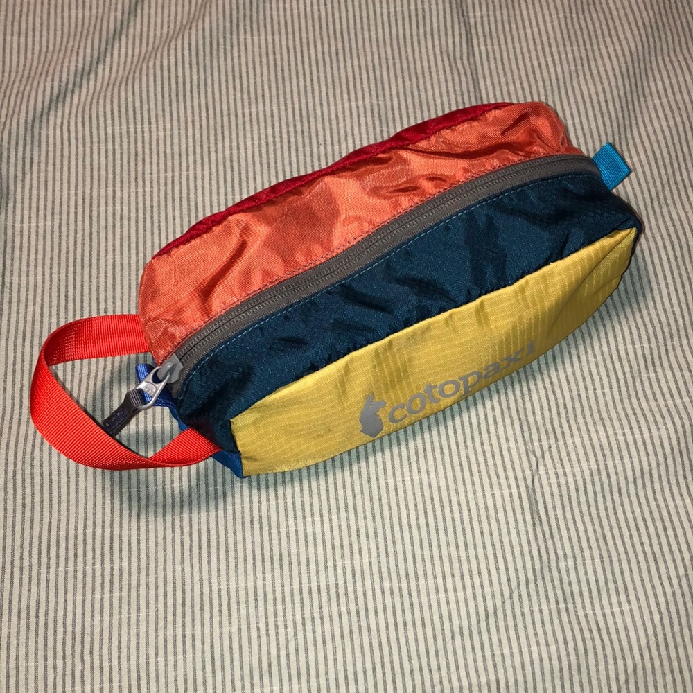 Outdoorsy Unisex Dopp Kit